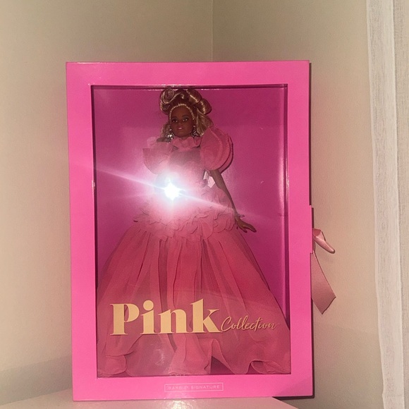 Barbie Signature Pink Collection Doll in Vibrant Pink Gown - Picture 2 of 4
